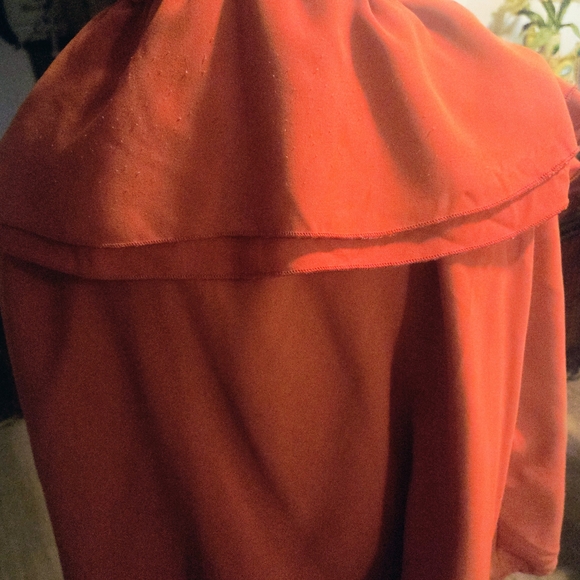 Chic Rusty Orange Ruffled Off-Shoulder Blouse - Picture 3 of 4